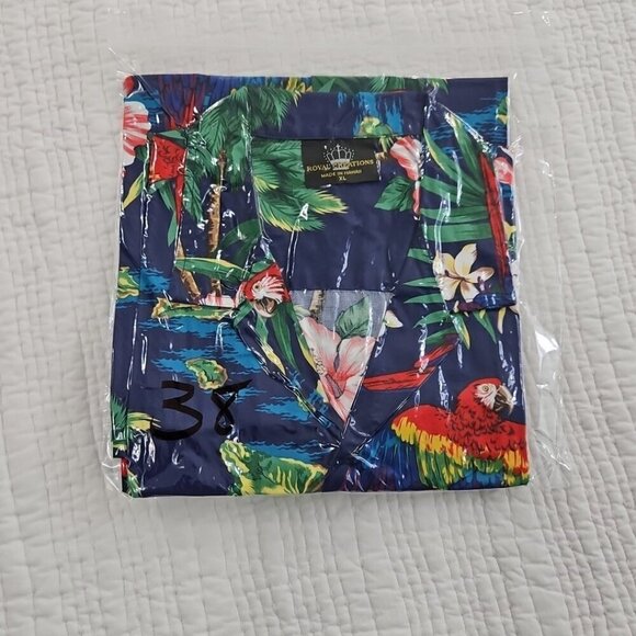 Royal Creations Hawaiian Shirt Men's XL Royal Blue Parrots Made in Hawaii EUC LN - Picture 13 of 13